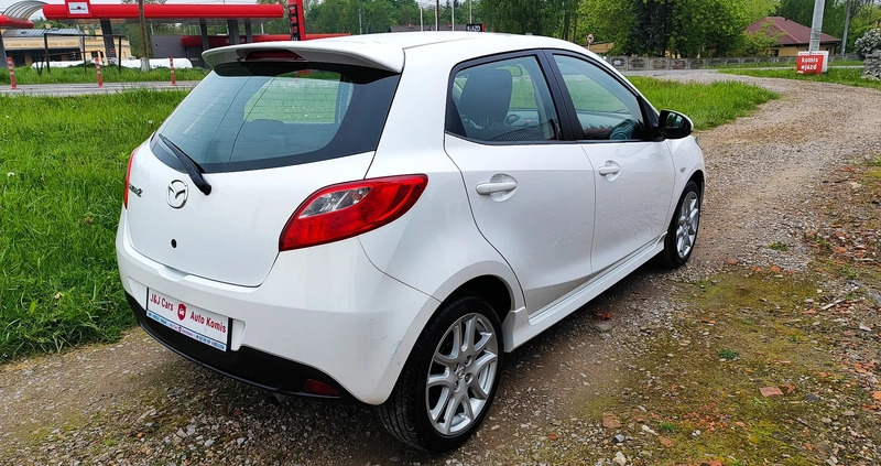 Mazda 2 cena 28999 przebieg: 81500, rok produkcji 2012 z Wieliczka małe 379